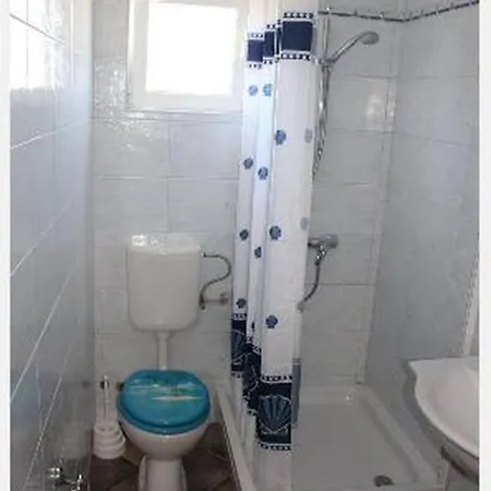 Pranic 3 By Interhome Apartman Vir